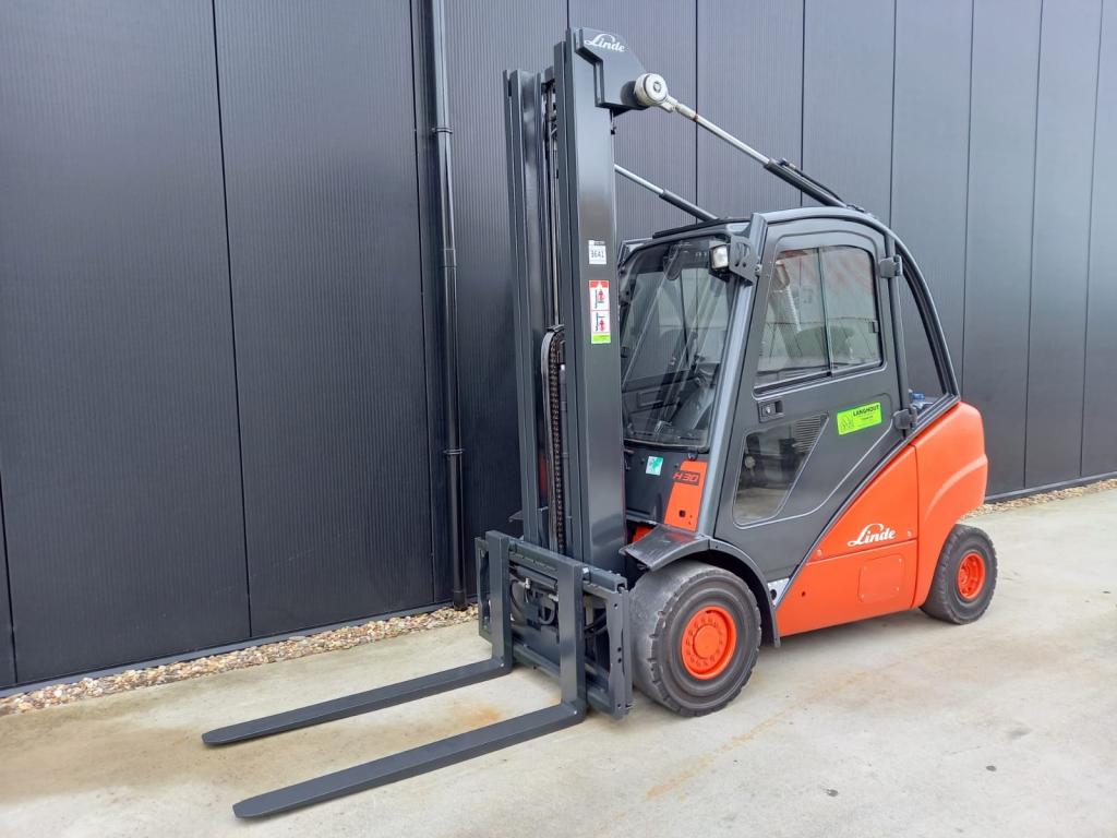 Linde H30D 3000 Kg.