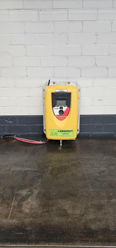 24V-100A 220V