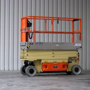 JLG 2030ES 360 Kg.