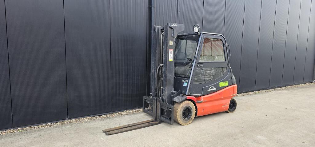 Linde E25-01