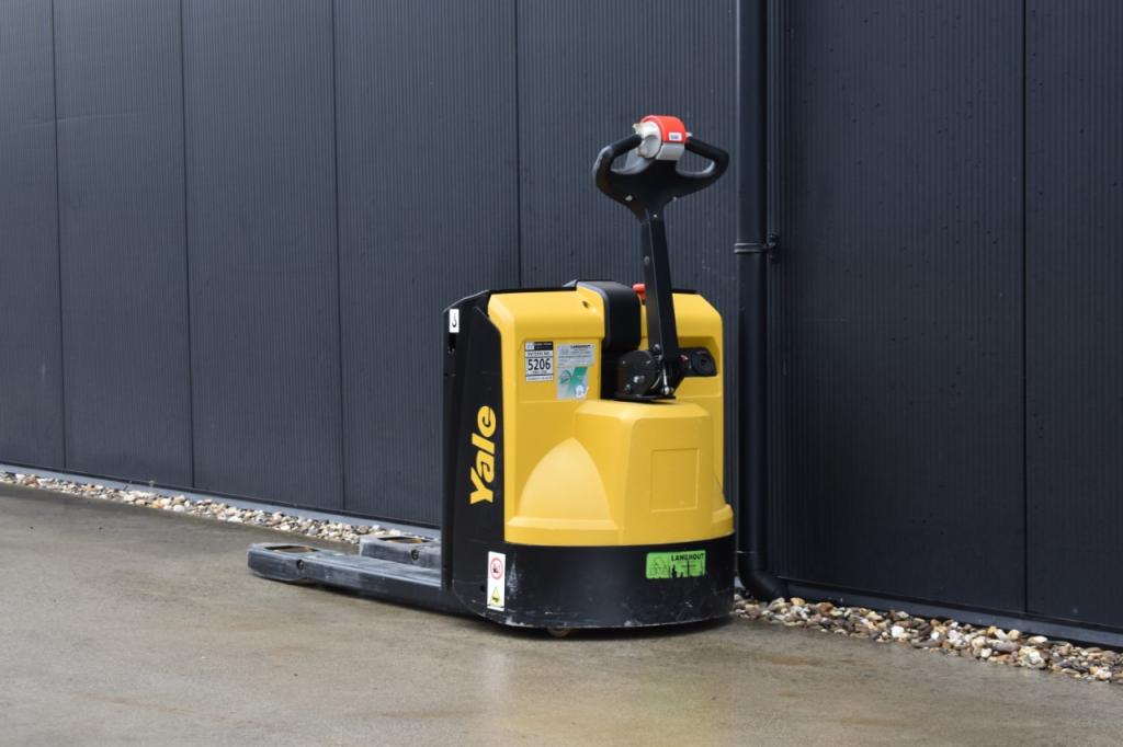Yale MP16 1600 Kg.